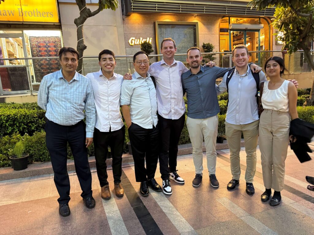 2Q25 Grandeur - India group photo with brokers